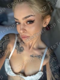 Elena Katy, escortă în Brașov, Centru (4/5)