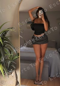 Erika, escortă în Constanța, Mamaia (4/9)