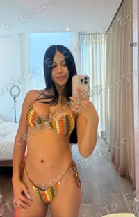 Justine, escortă în București, Unirii (1/4)