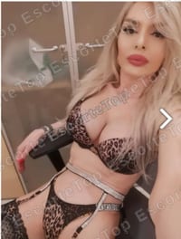 Ts Christina, escortă în București (3/5)